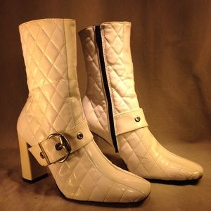 Vintage White Vinyl GoGo Boots